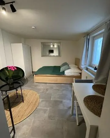 Apartment Schoenes Gemuetliches Kleines Studio
